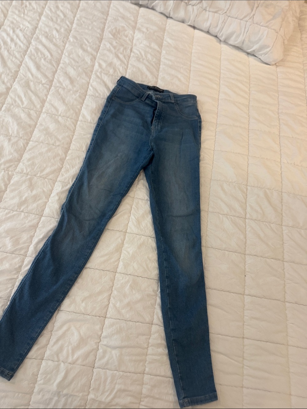 Women's Skinny Stretch Jeans in Classic Blue